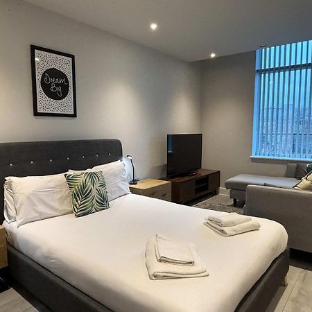 Modern Studio In Bracknell With Free Parking Luaran gambar