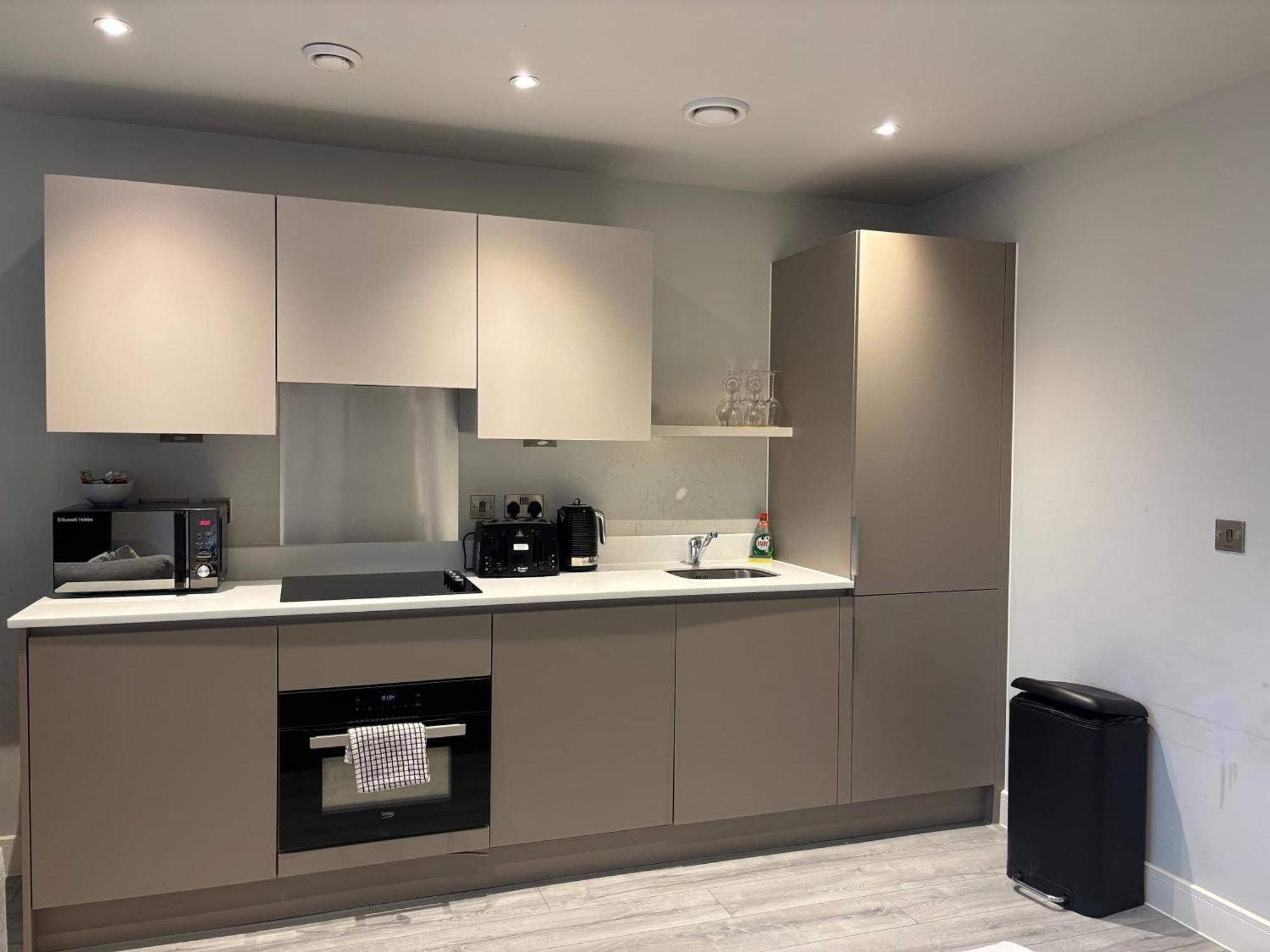Modern Studio In Bracknell With Free Parking Luaran gambar